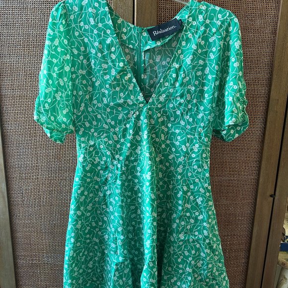Realisation Par Dresses & Skirts - LAST CHANCE Realisation Par The Ozzie Poison Ivy V-Neck Dress